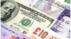 الإسترليني يهبط أمام الدولار