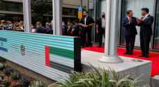 في احتفال رسمي.. الإمارات تفتتح سفارتها في تل أبيب - فيديو