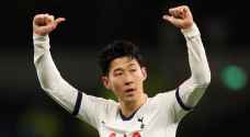 توتنهام يعلن تمديد عقد لاعبه الكوري الجنوبي سون حتى ٢٠٢٥