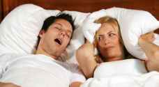 عادة يومية قد تزيد من خطر الإصابة بانقطاع النفس الانسدادي النومي المسبب للشخير