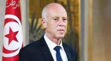 الرئيس التونسي يقيل وزير الدفاع ووزيرة العدل