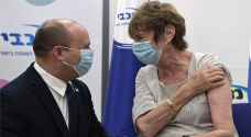 نفتالي بينيت يتلقى الجرعة الثالثة من لقاح كورونا 