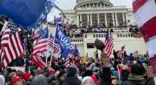 أفراد من شرطة الكابيتول يقاضون ترمب