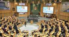 النواب يقر مواد من قانون البلديات واللامركزية - فيديو