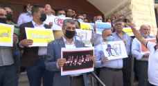 الصحفيون يطالبون من أمام نقابتهم بسحب التعديلات على أنظمة الإعلام - فيديو