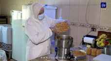 أردنية تنتج وتسوق زبدة الفول السوداني بإمكانات بسيطة في منزلها - فيديو