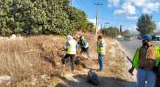 بلدية السرو في لواء بني كنانة تنفذ حملة نظافة شاملة في الطريق الرئيسي - صور