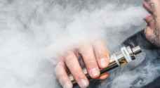 "استشاري صدرية" يحذر عبر "أخبار السابعة" من أضرار السجائر الالكترونية.. فيديو