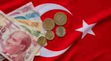 الليرة التركية تهبط إلى أدنى مستوى في ١٧ عاما