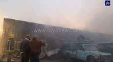 بالفيديو.. الدفاع المدني يتعامل مع حريق ضخم في إربد