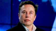 ثروة إيلون ماسك تتجاوز ٣٠٠ مليار دولار