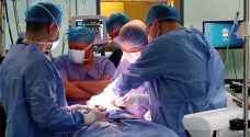 "البشير" يجري أولى عمليات التحفيز العميق للدماغ والأعصاب
