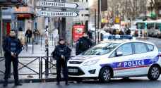 مقتل شخص برصاص شرطيين هددهما بسكين في باريس