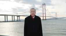 بالفيديو.. أردوغان يفتتح أطول جسر معلق في العالم بتركيا