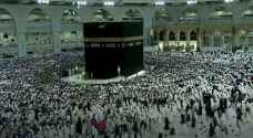 حشود المعتمرين تملأ صحن الطواف في مشهد مهيب - فيديو