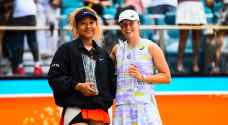 فيونتيك تتوج بلقب بطولة ميامي للتنس على حساب أوساكا