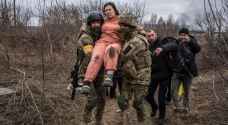 أوكرانيا تعلن فتح ممرات إنسانية لإجلاء محاصرين