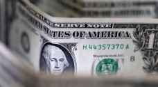 مؤشر الدولار يتجاوز مستوى ١٠٠ نقطة للمرة الأولى في عامين