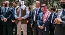 الملك وولي العهد يشاركان في تشييع جثمان والد الملكة رانيا - صور