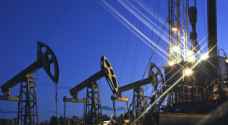  ارتفاع أسعار النفط وتراجع الذهب
