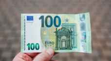 اليورو يرتفع بعد توقعات رفع المركزي الأوروبي أسعار الفائدة بنسبة كبيرة