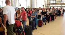 تدفق السياح الروس إلى مطار الغردقة.. إليكم الحقيقة