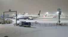 إلغاء رحلات جوية في مطارات لندن بسبب الجليد والثلوج