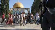 عشرات المستوطنين يقتحمون المسجد الأقصى