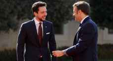 ولي العهد يستقبل الرئيس الفرنسي بقصر الحسينية