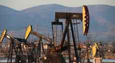النفط يتجه لتسجيل مكاسب أسبوعية