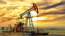 أسعار النفط تواصل الانخفاض عالميا