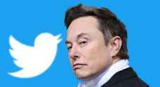 قيمة "تويتر" تتراجع إلى ما دون النصف خلال أشهر