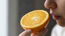 فوائد مهمة لـ"شم" الليمون والبرتقال .. تعرف عليها