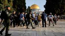 مستوطنون يقتحمون الأقصى بحراسة شرطة الاحتلال