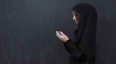 خبراء: ارتداء الحجاب ليس "ذكوريا" ويجب الحذر من القيم الغربية