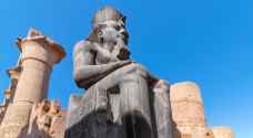 مصر تتسلم قطعة مفقودة من تمثال الفرعون رمسيس الثاني