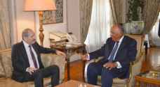 الصفدي يبحث مع نظيره المصري تحضيرات القمة الثلاثية المقبلة