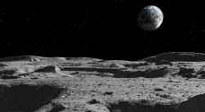 "ناسا": حفرة جديدة بقطر ١٠ أمتار على سطح القمر