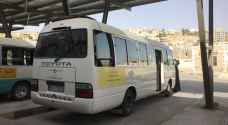 ما عقوبة سائق مركبات النقل العمومي عند انتقائه للركاب في الأردن ؟
