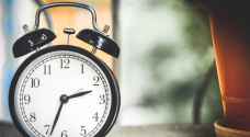 بالفيديو.. هل تعيد الحكومة النظر بقرار تثبيت التوقيت الصيفي؟ خبراء يتساءلون