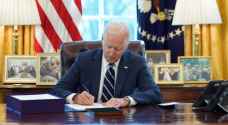 البيت الأبيض: بايدن يوقع على مشروع قانون تجنب الإغلاق ليصبح نافذا