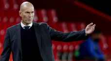 زيدان يحدد موقفه من العودة للتدريب