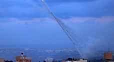 صفارات الإنذار تدوي في تل أبيب والقدس عقب رشقة صاروخية - فيديو