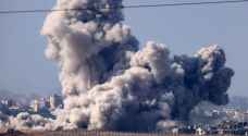 ٢٦ شهيدا بقصف الاحتلال لحي سكني في خان يونس بغزة