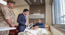 بالفيديو والصور.. ولي العهد يزور مصابي المستشفى الميداني الأردني/غزة