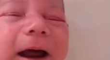 تعرف إلى حقيقة فيديو الرضيع الذي يبكي دما في غزة
