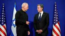 هيئة البث العبرية: بلينكن يتباحث مع غالانت بشأن إمكانية المضي في صفقة المحتجزين