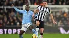 مانشستر سيتي يقلب تأخره ويفوز على نيوكاسل بثلاثية في الدوري الإنجليزي