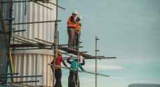 خبير تأمينات يطالب بالتثبت من حوادث العمل جراء مخالفة "السلامة المهنية"