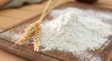 الحكومة تخفض أسعار القمح والطحين